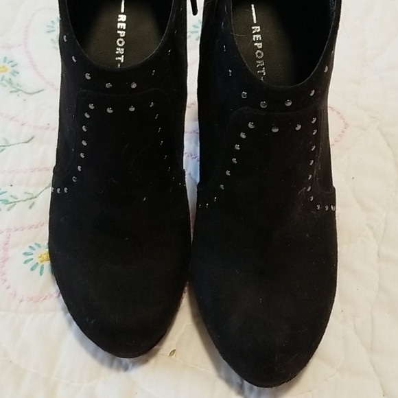 Report black vegan suede 4 inch zip booties.  Sz 6 - Picture 2 of 7